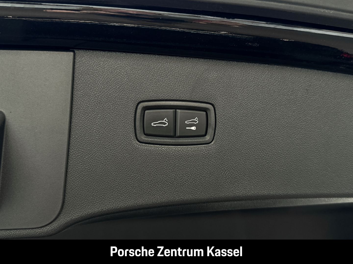 Porsche Cayenne EU6e E-Hybrid Coupe Park-Assistent