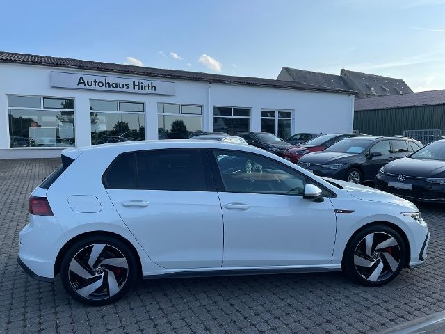 Volkswagen Golf VIII GTI TSI DSG - Samsaru's Car Outlet