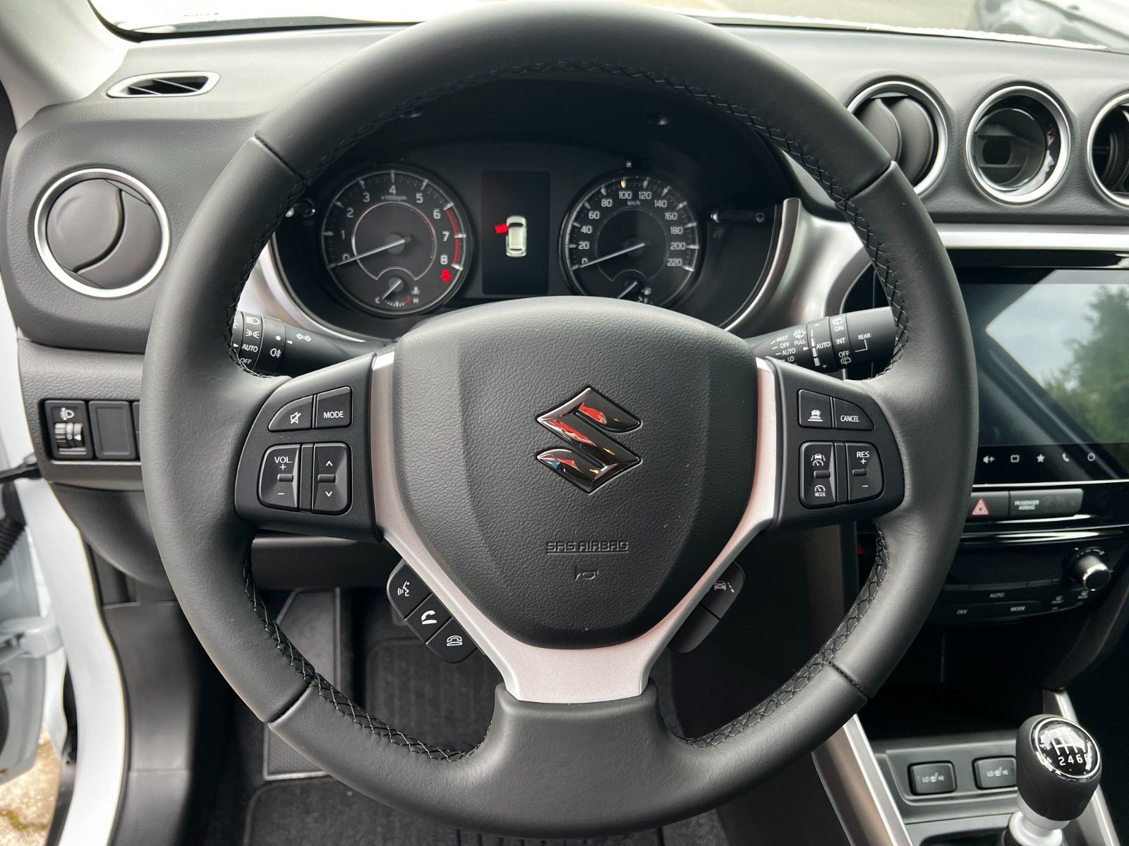 Suzuki Vitara 1.4 BOOSTERJET Hybrid Comfort Allgrip - Samsaru's Car Outlet