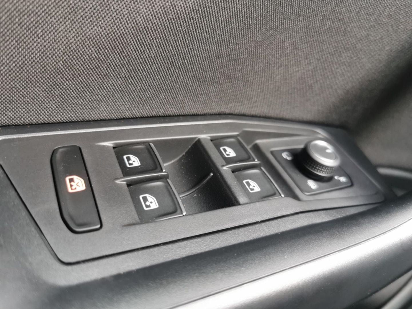Volkswagen T-Roc Style - Samsaru's Car Outlet