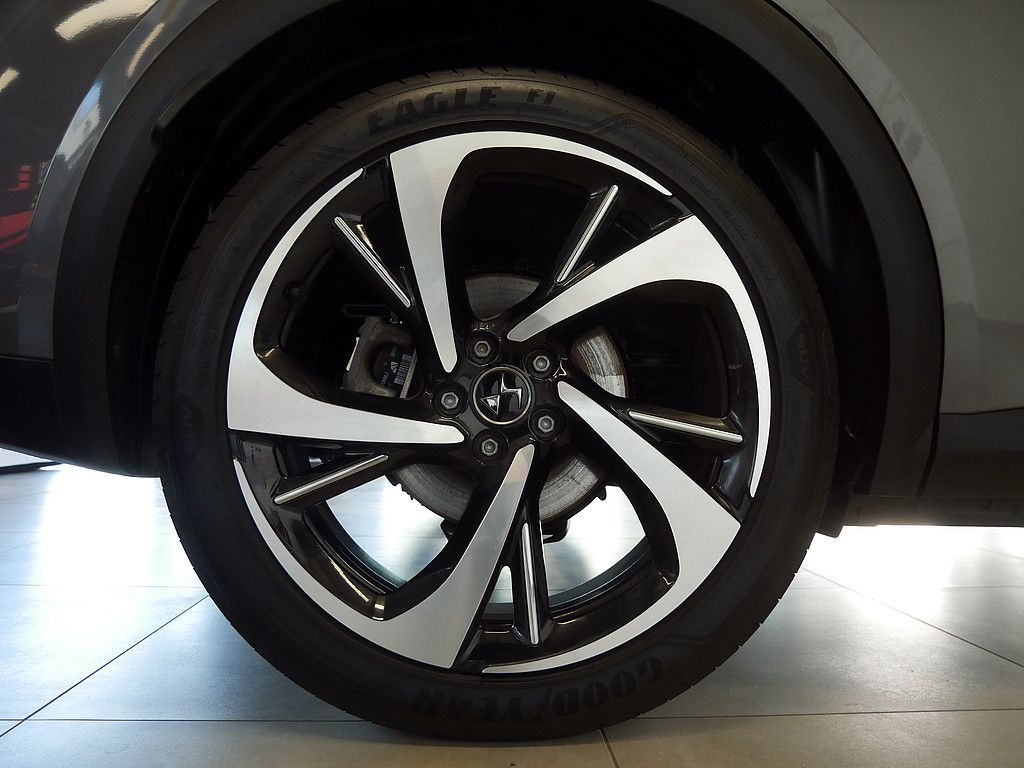 DS Automobiles DS 7 Crossback Ligne Noire E-Tense 4x4 LED PANO