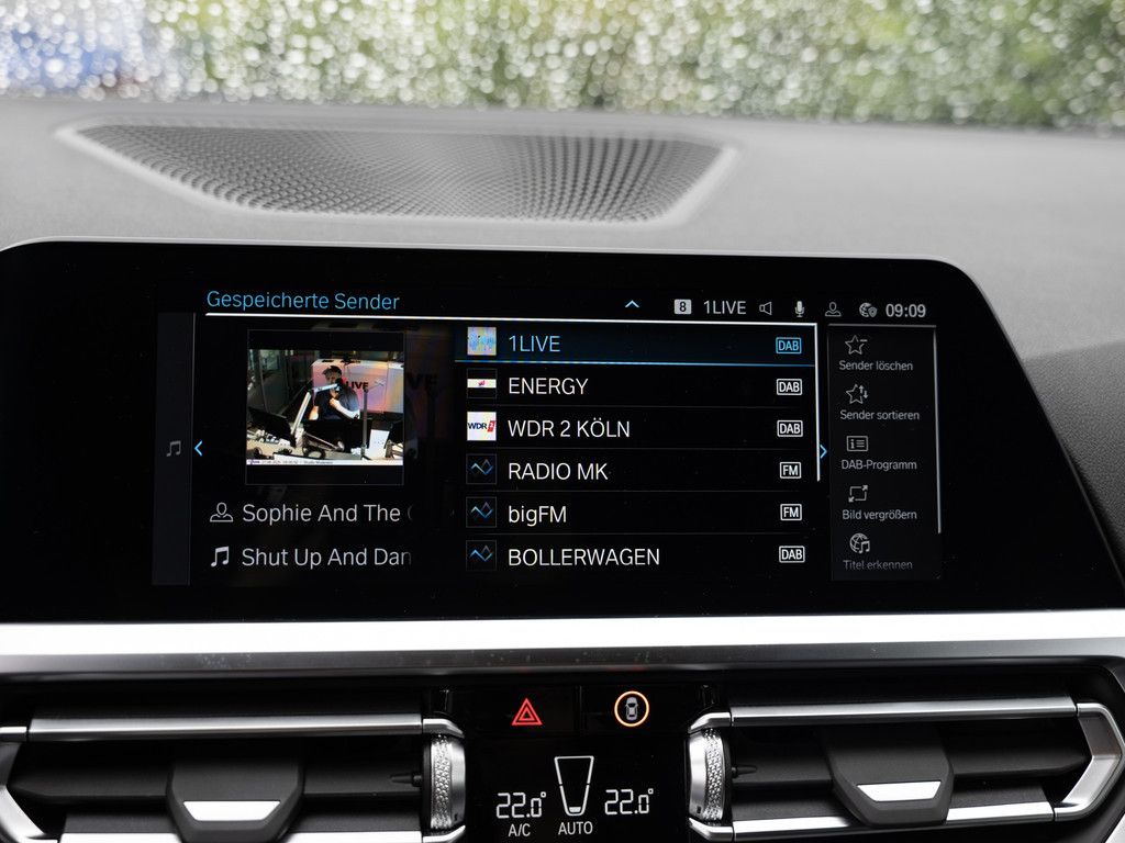 BMW 320e Touring M-Sportpaket - Samsaru's Car Outlet