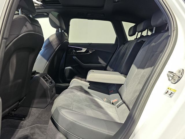 Audi A4 2x S Line Competition Pano Kamera Ahk 19''