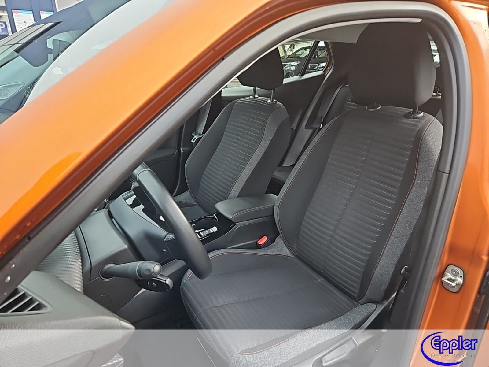 Peugeot 2008 Active Elektro 136 - Samsaru's Car Outlet