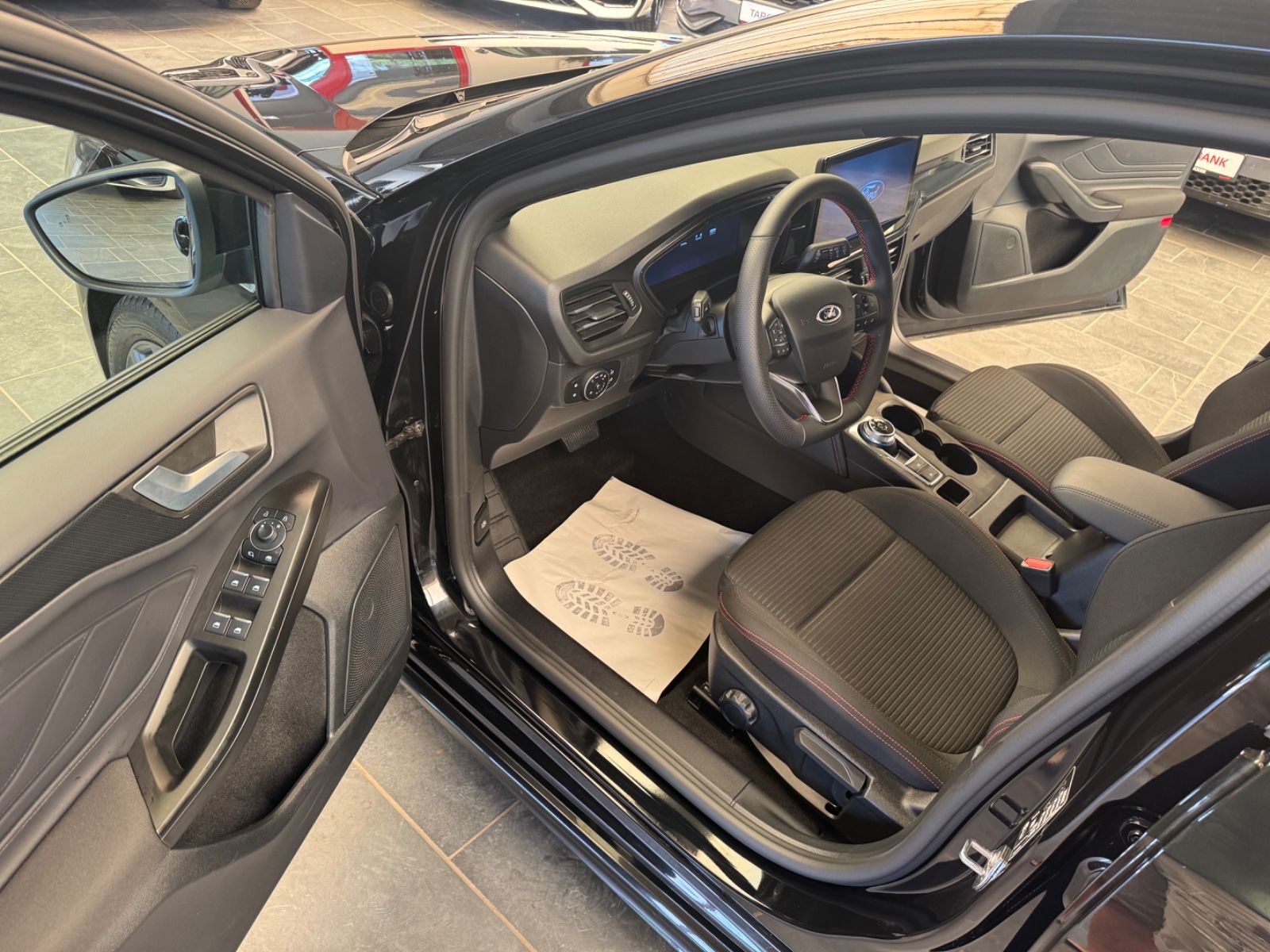 Ford Focus Turnier ST-Line X Navi Kamera ACC