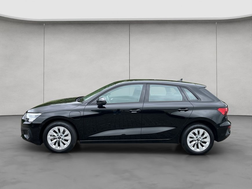 Audi A3 40 TFSIe Sportback S tronic Navi Tempomat