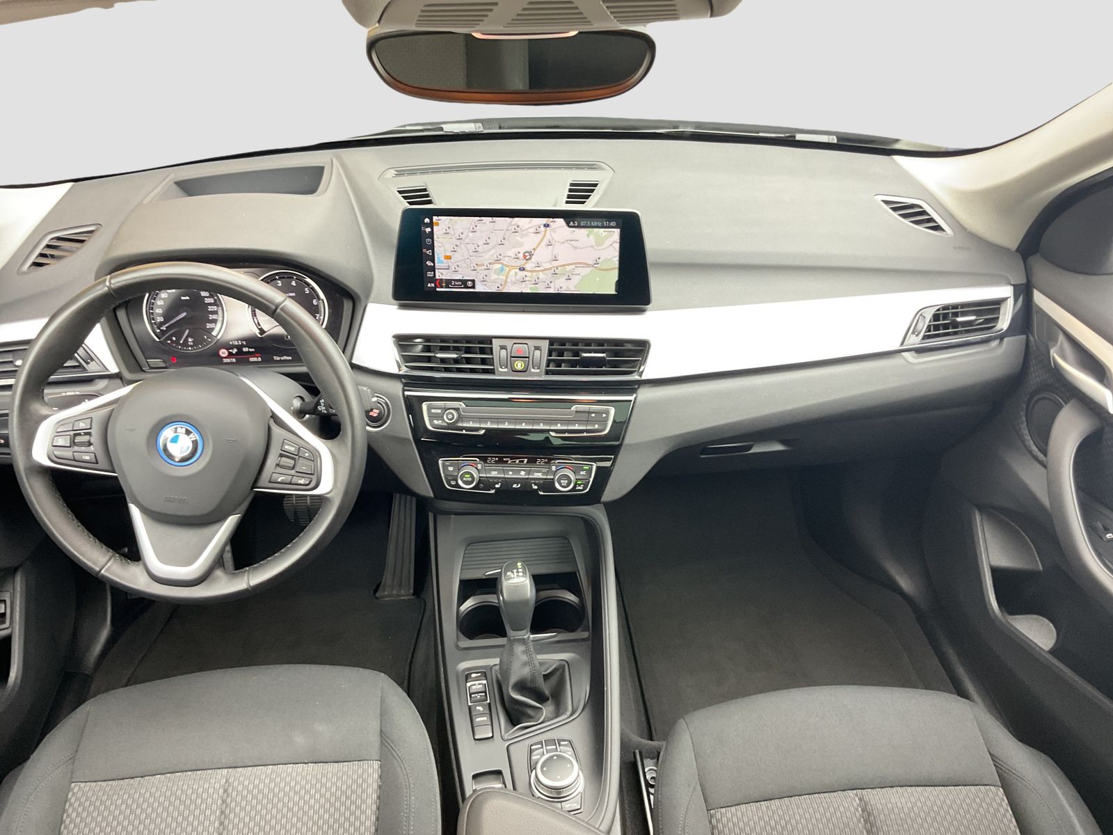 BMW X1 xDrive25e - Samsaru's Car Outlet