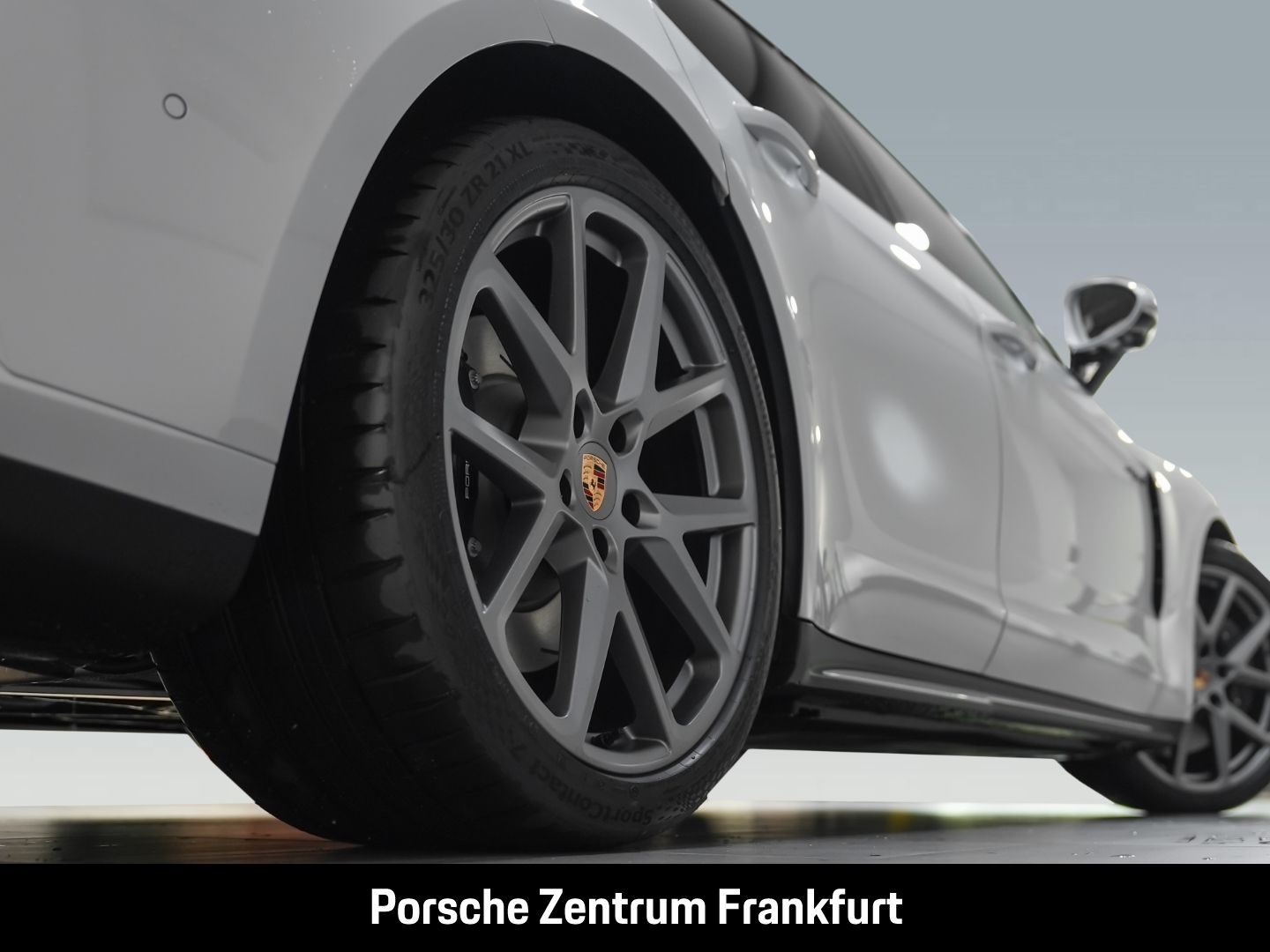 Porsche Panamera 4 E-Hybrid HA-Lenkung Active-Ride BOSE