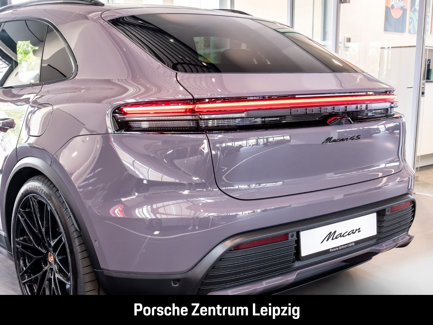 Porsche Macan 4S AR-HeadUp Sitzklima Matrix AHK BeifDisp