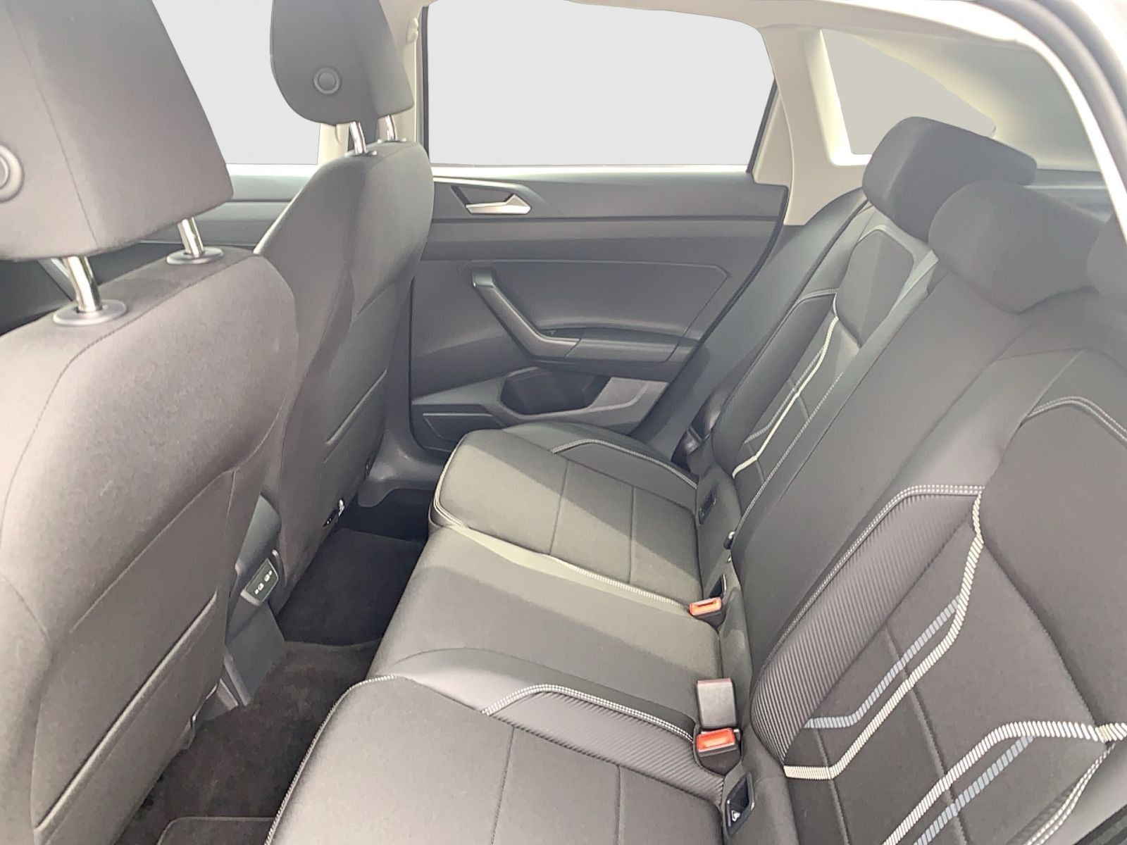 Volkswagen Taigo 1.5 TSI DSG STYLE - Samsaru's Car Outlet