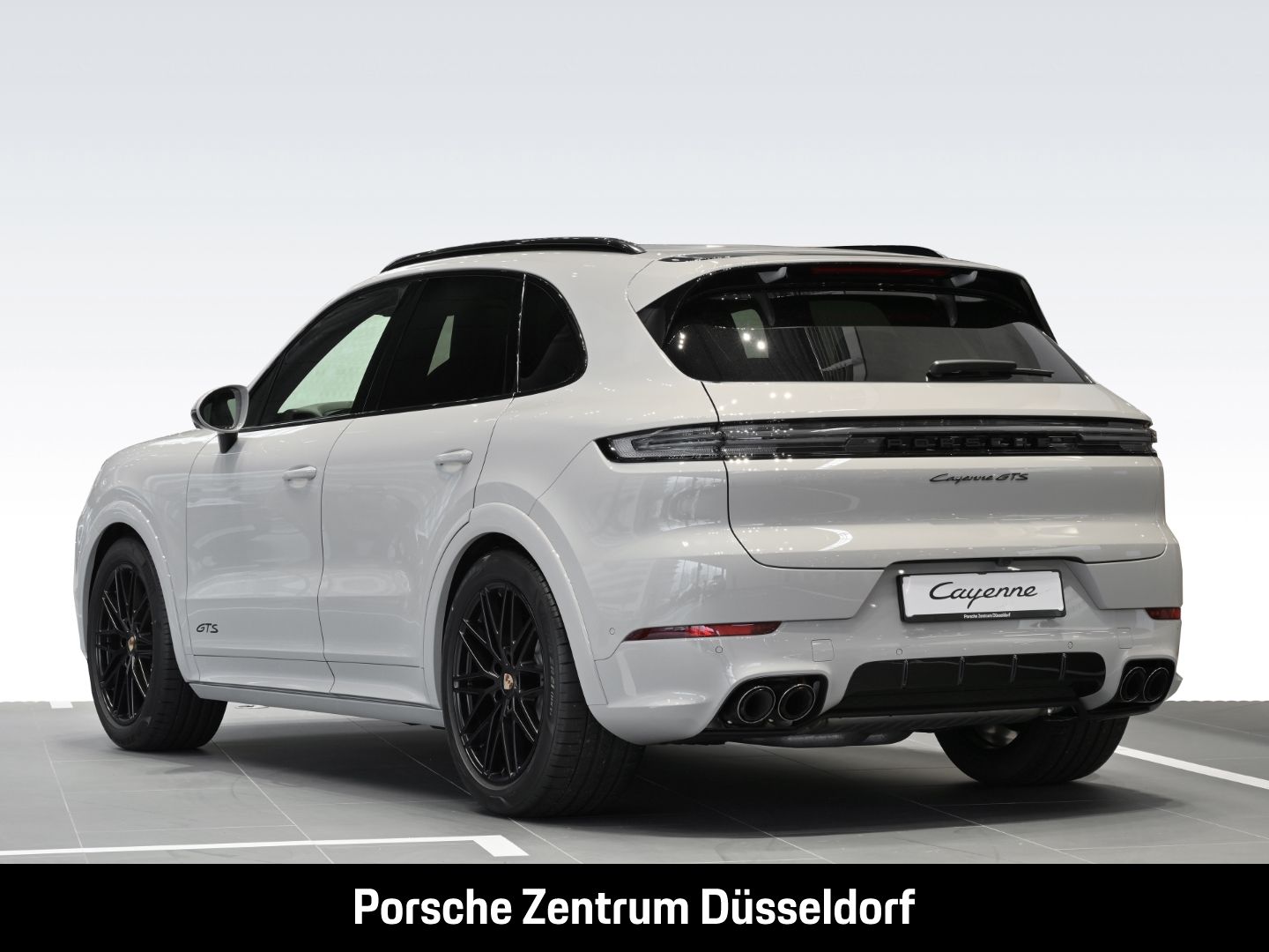 Porsche Cayenne GTS BOSE InnoDrive Surround-View Head-Up