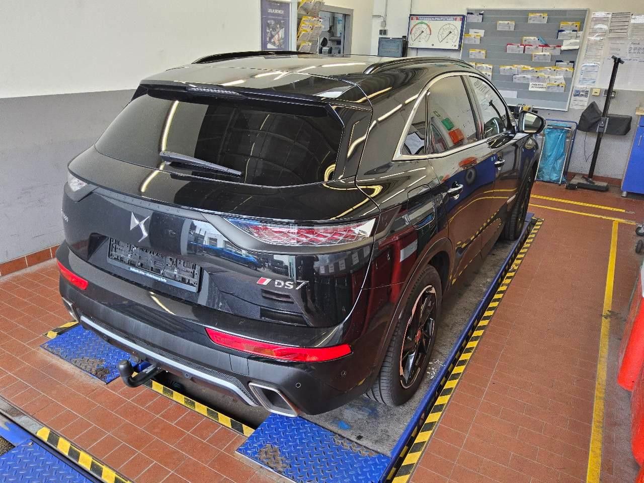 DS Automobiles DS7 Crossb Perf Line*Pano*NightV*Focal*SH*voll