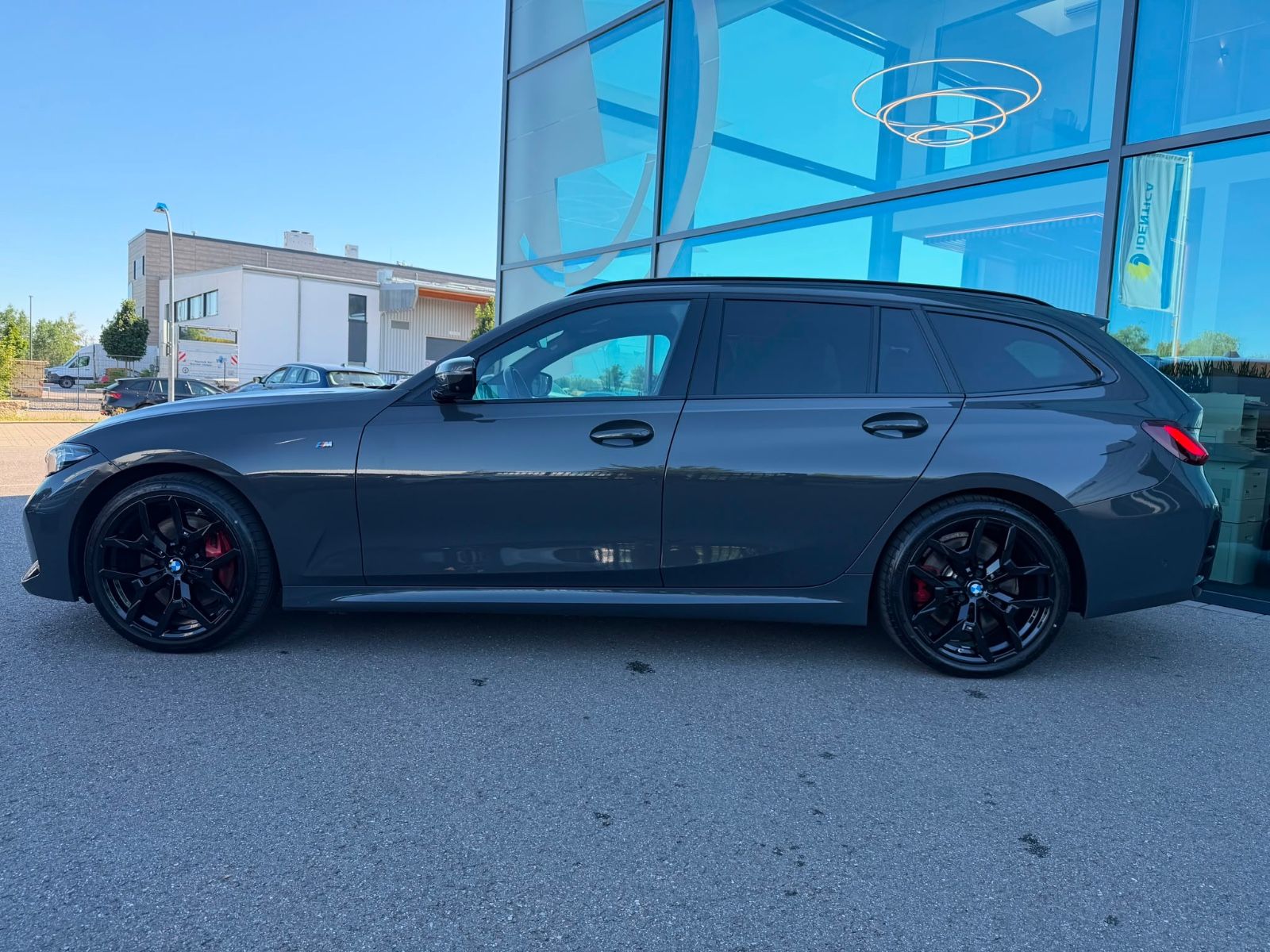 BMW 320 d xDrive M SPORT PRO*CARBON*HEAD UP*H&K*19*