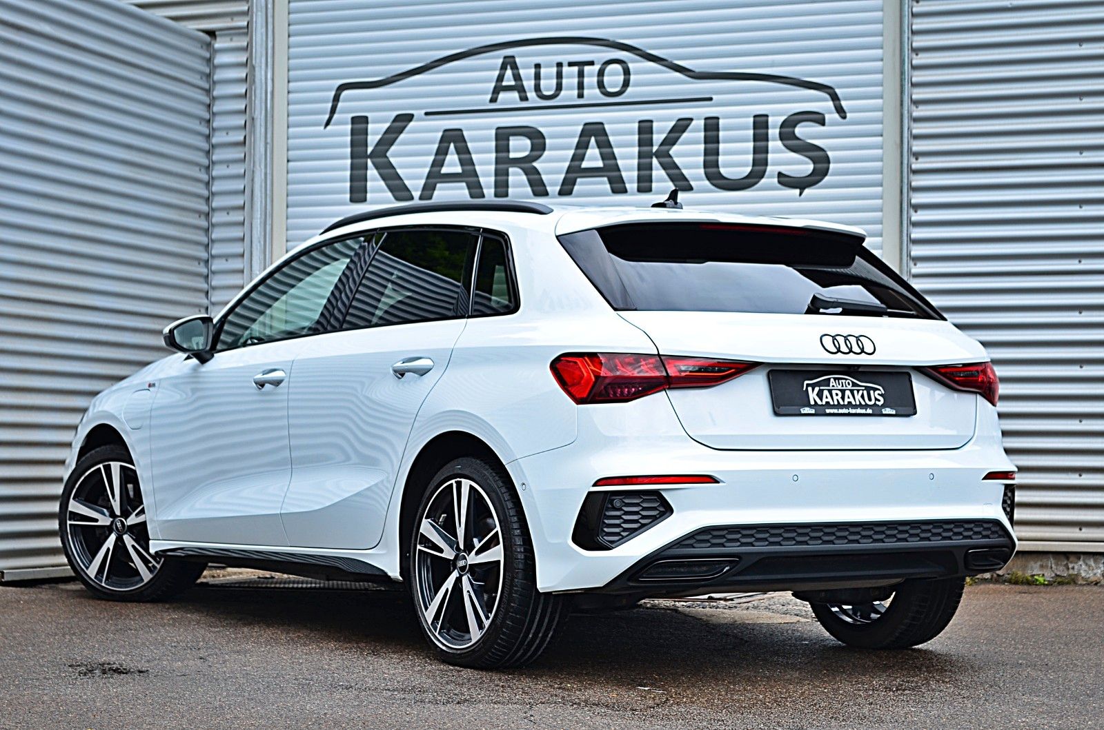 Audi A3 SB 40 TFSI e S.line - Samsaru's Car Outlet