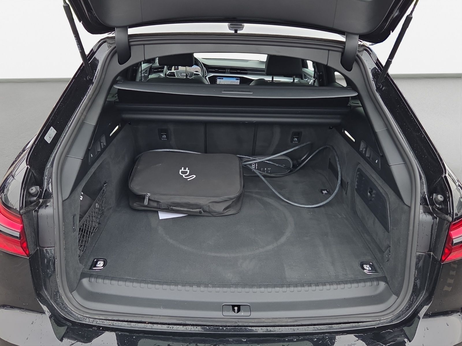 Audi A6 Avant TFSI e Sport qu S line*Navi*Matrix*Alu*