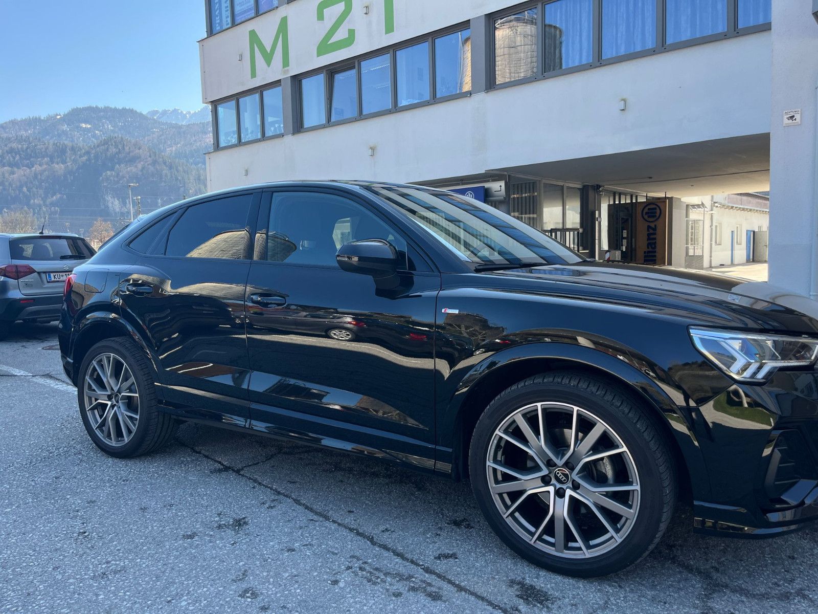 Audi Q3 35 TDI Sportback S line - Samsaru's Car Outlet