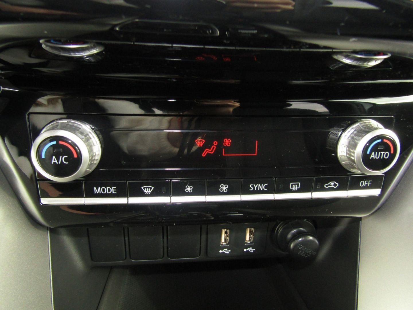 Mitsubishi Eclipse Cross PHEV PLUS Select LED NAVI SHZ ACC