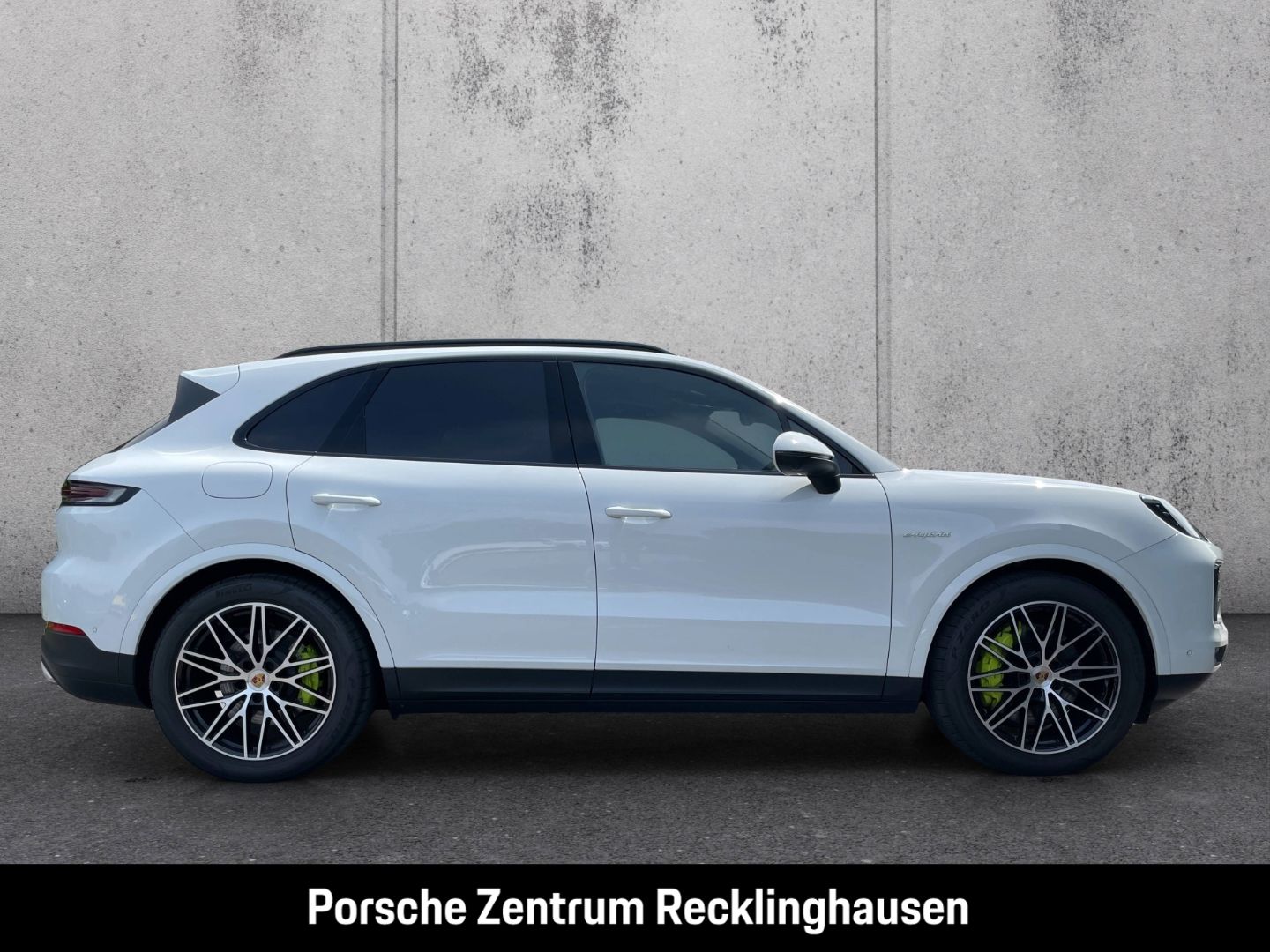 Porsche Cayenne E-Hybrid BOSE Luftfederung Panoramadach