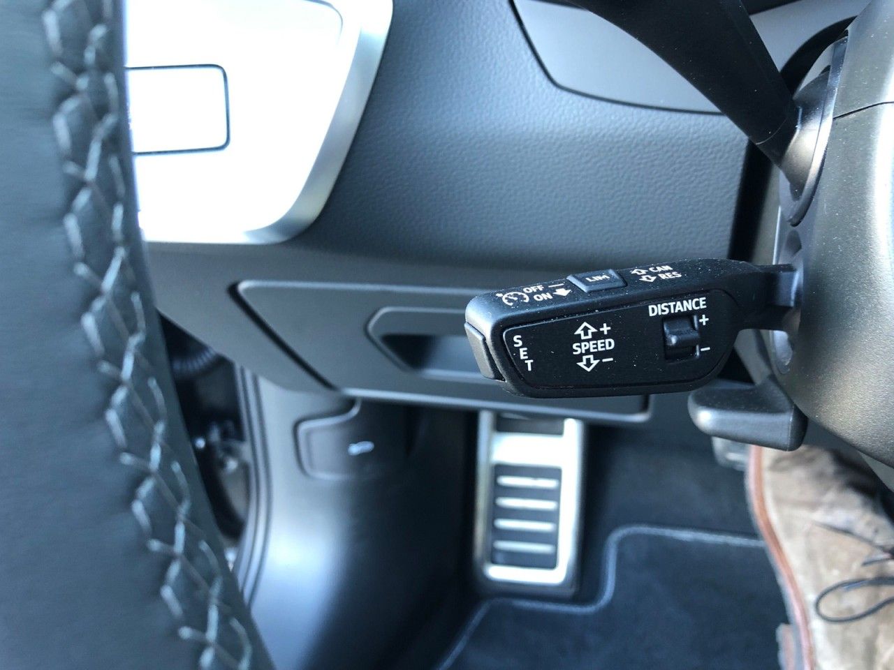 Audi A6 Avant 55 TFSI e Design S-LINE+MATRIX+PANO+ACC