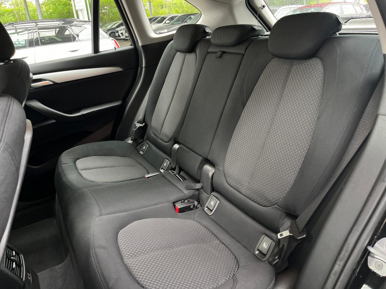BMW X1 xDrive25e Advantage - Samsaru's Car Outlet