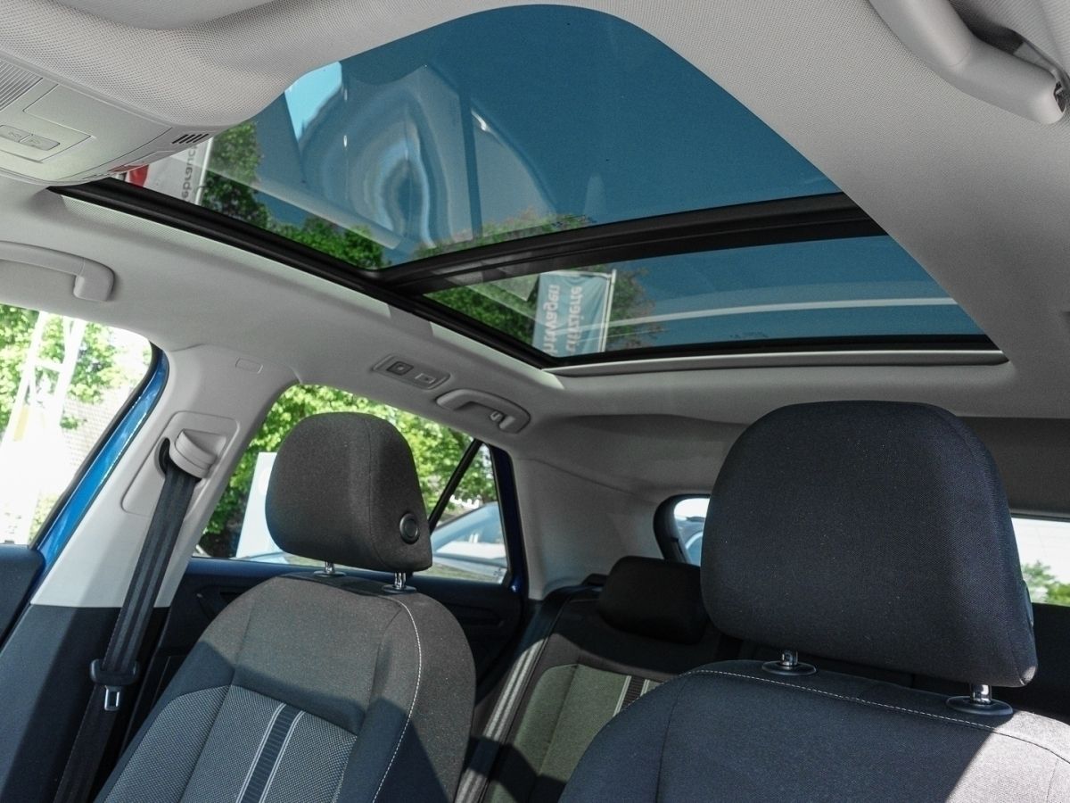Volkswagen T-ROC 1.5 TSI DSG Style - Samsaru's Car Outlet