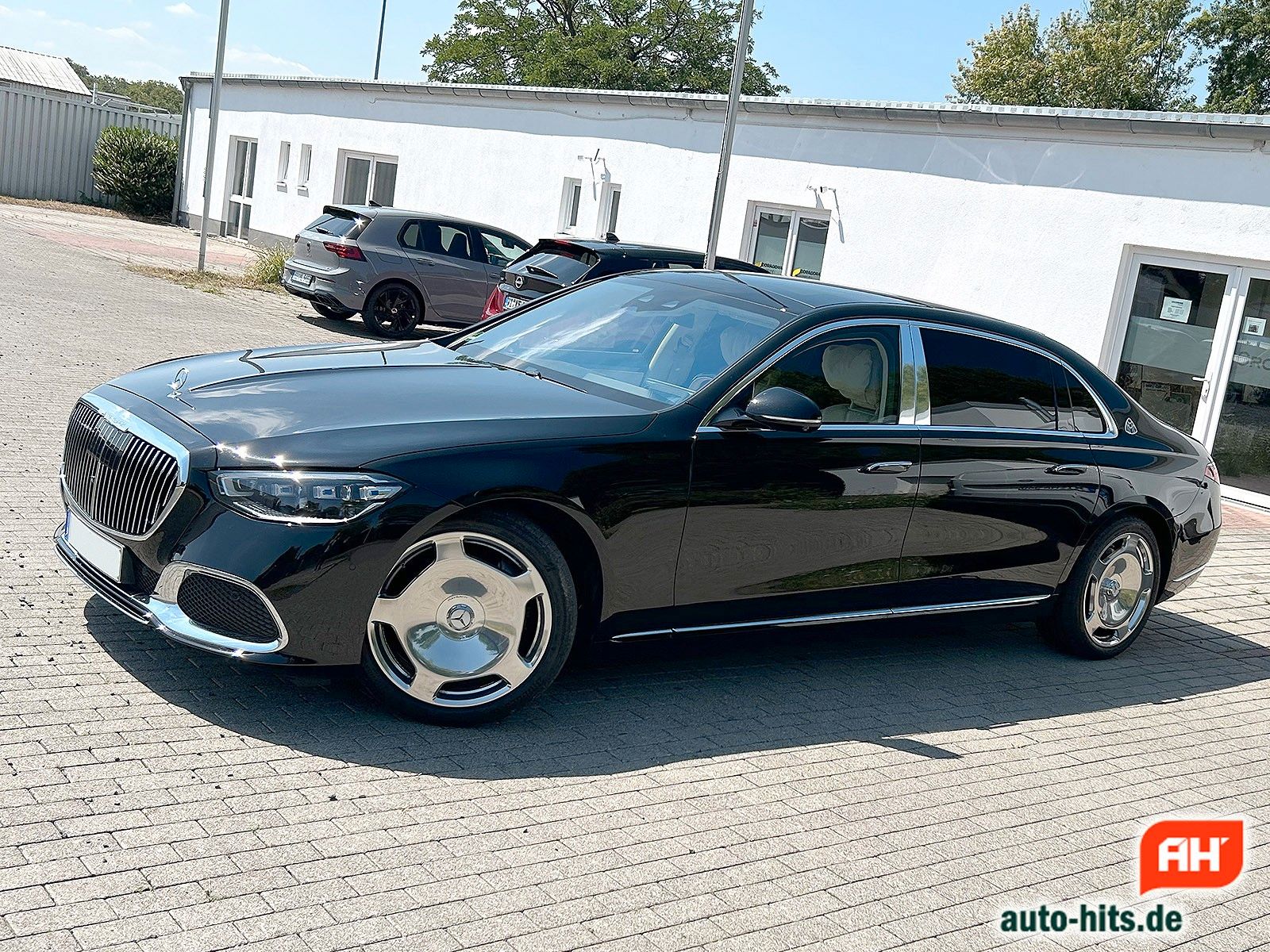 Mercedes-Benz S 580 Maybach 4MATIC - Samsaru's Car Outlet