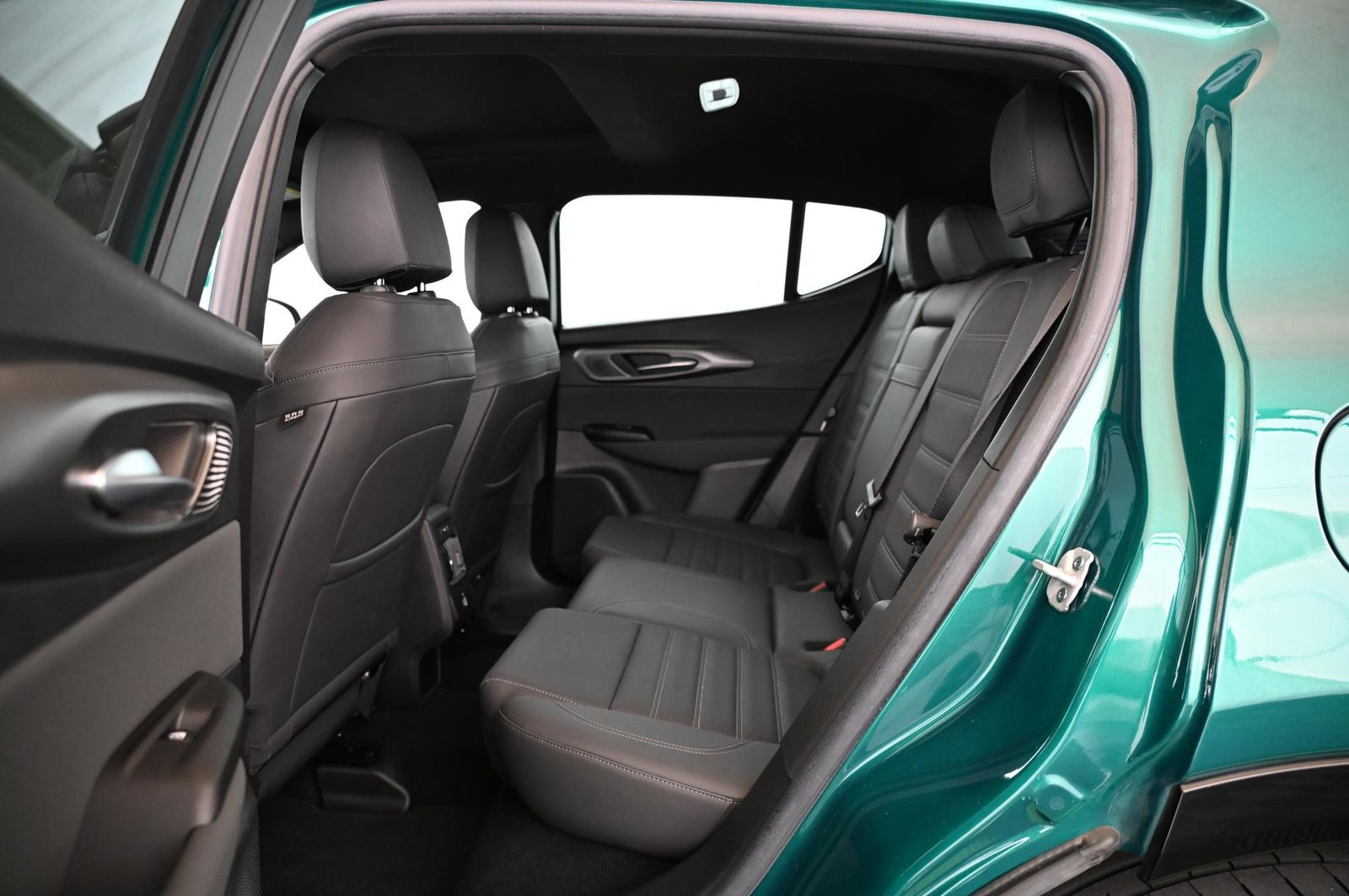 Alfa Romeo Tonale 1.3 PHEV 280 Q4 Ti LED/PANO/PREMIUM/19