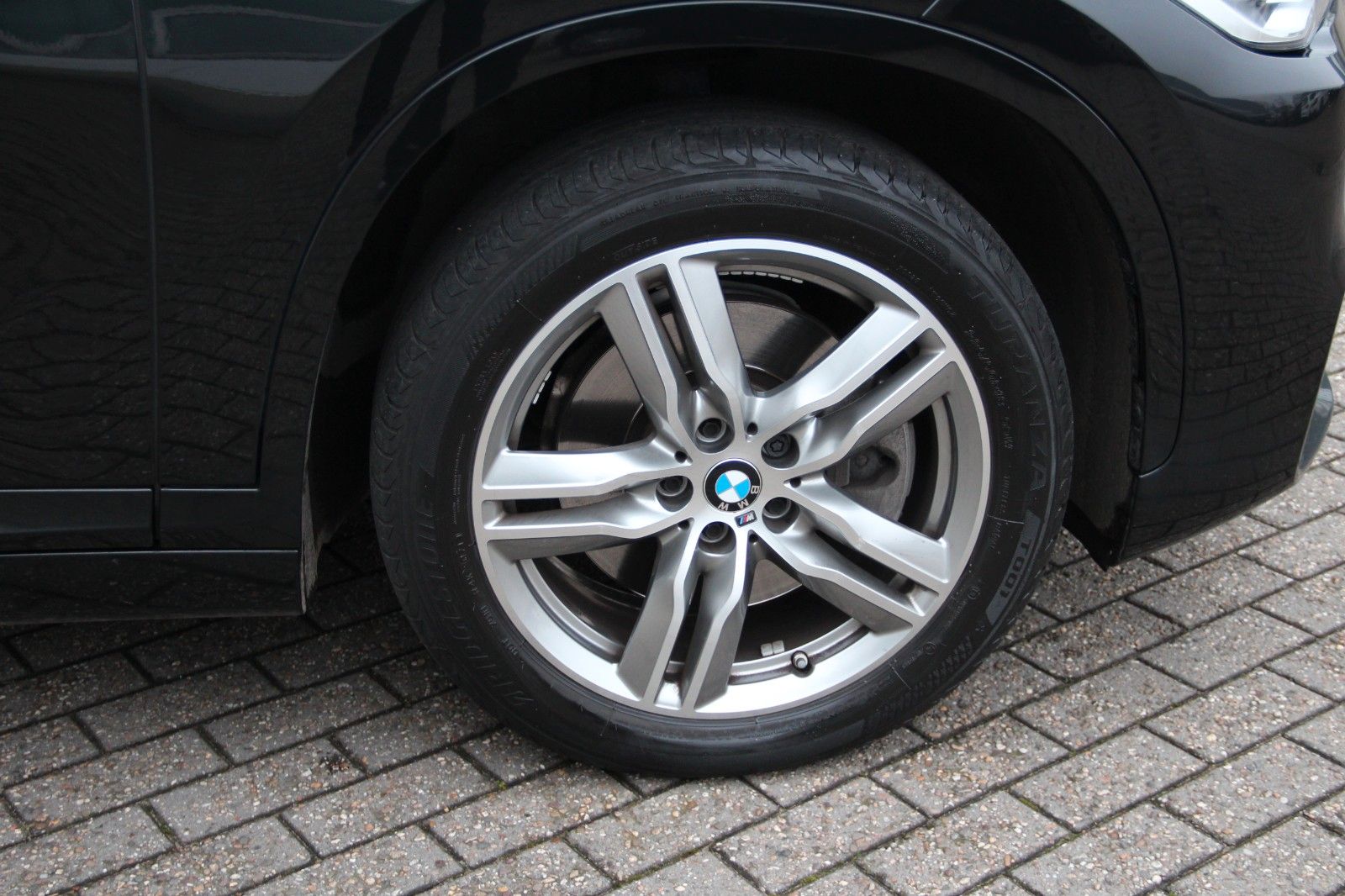 BMW X1 xDrive 20 d M Sport Shadow - Samsaru's Car Outlet