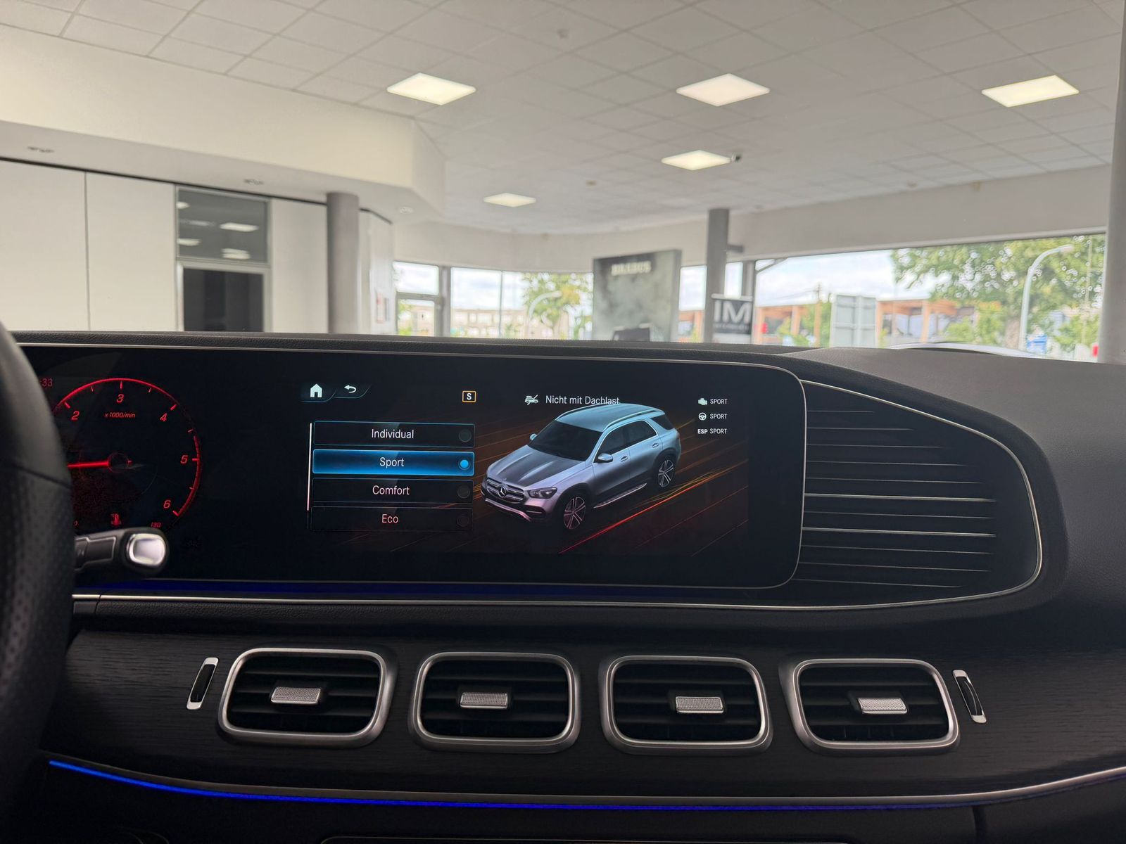 Mercedes-Benz GLE 400 d 4M AMG*MBEAM*PANO*BURM*DISTR*AHK*360°