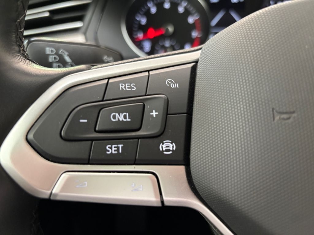 Volkswagen Passat Basis - Samsaru's Car Outlet