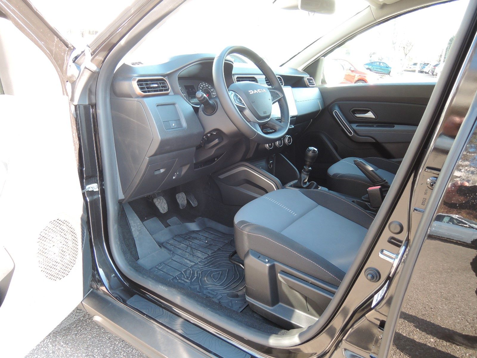Dacia Duster TCe 150 4x4 Extreme - Samsaru's Car Outlet