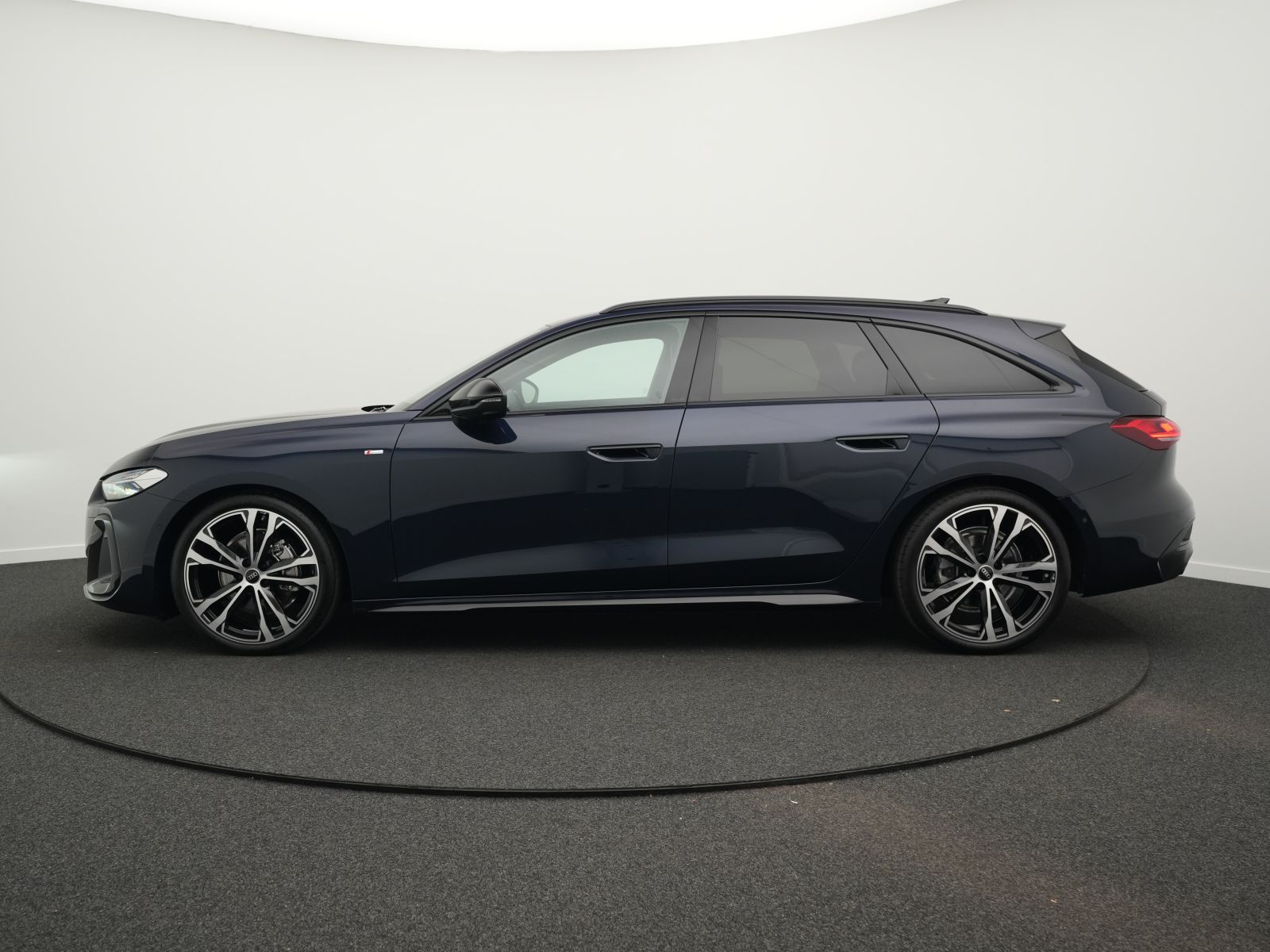 Audi A5 Avant TFSI qu. 2x S line *AHK*PANO*HdUp*20''*