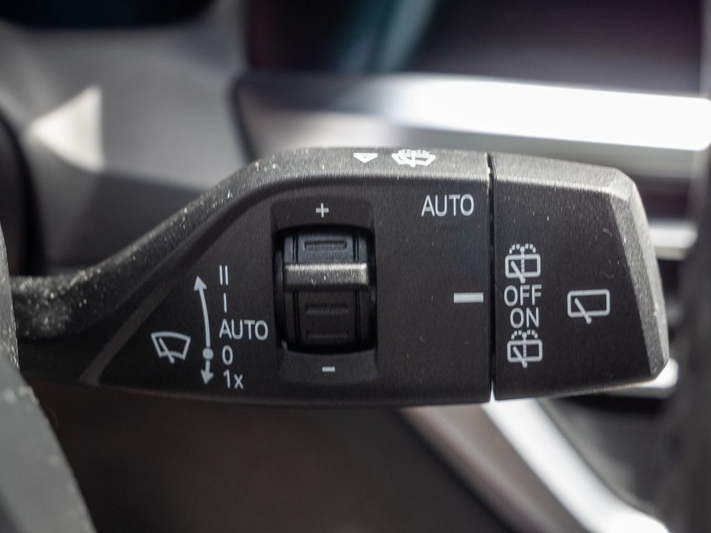 BMW 320d Touring M-Sport - Samsaru's Car Outlet