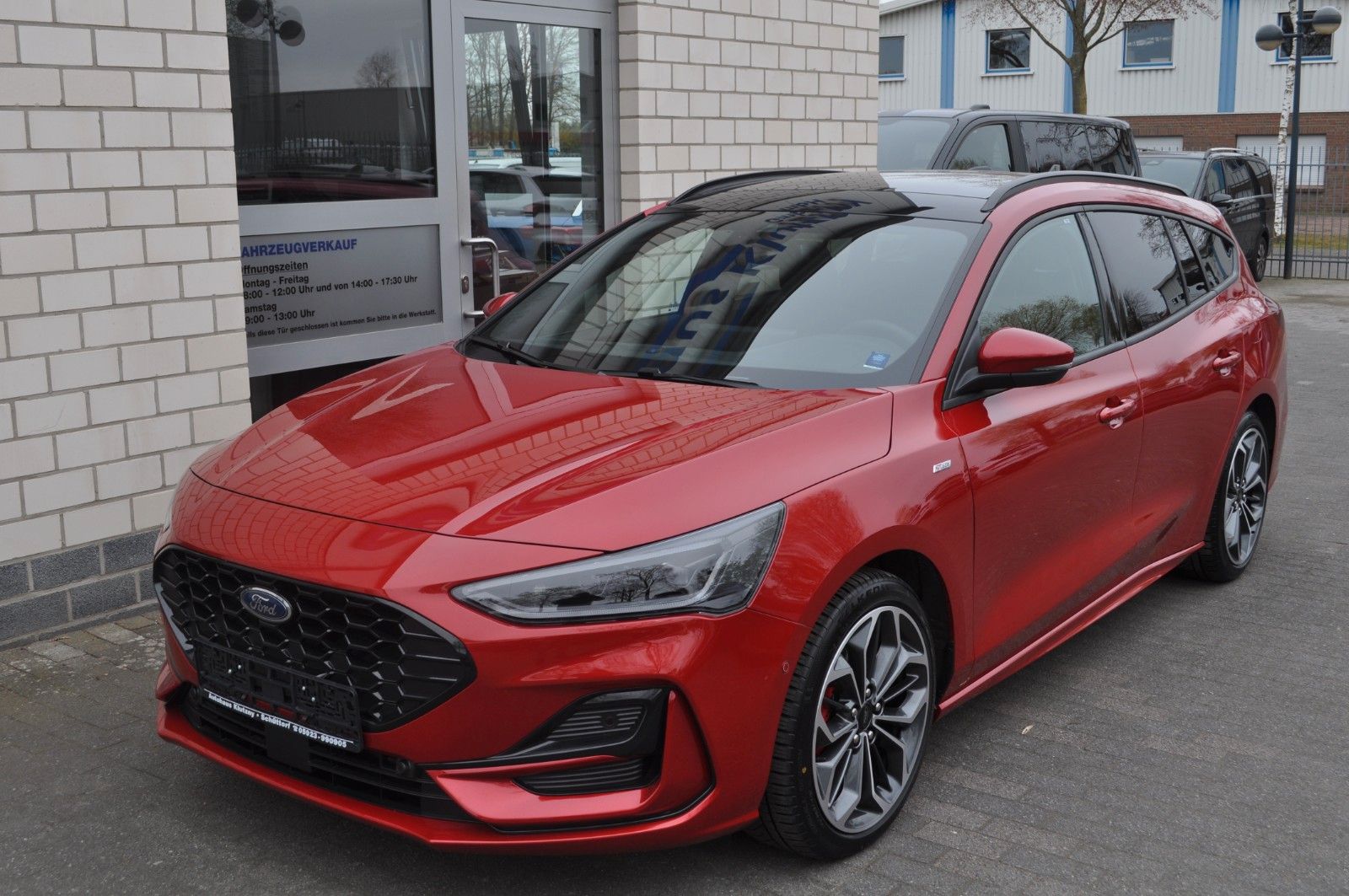 Ford Focus Turnier ST-LINE X/AUT/LED-MATRIX/PANODACH