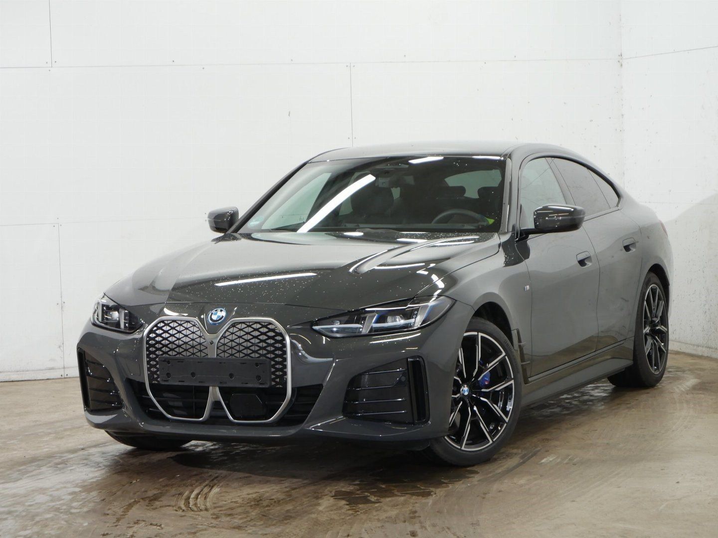 BMW i4 xDrive40 M Sport 19" ACC HUD 360° H&K 1,99%