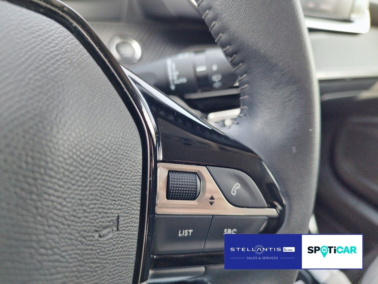 Peugeot 2008 Allure 136 Elektro - Samsaru's Car Outlet