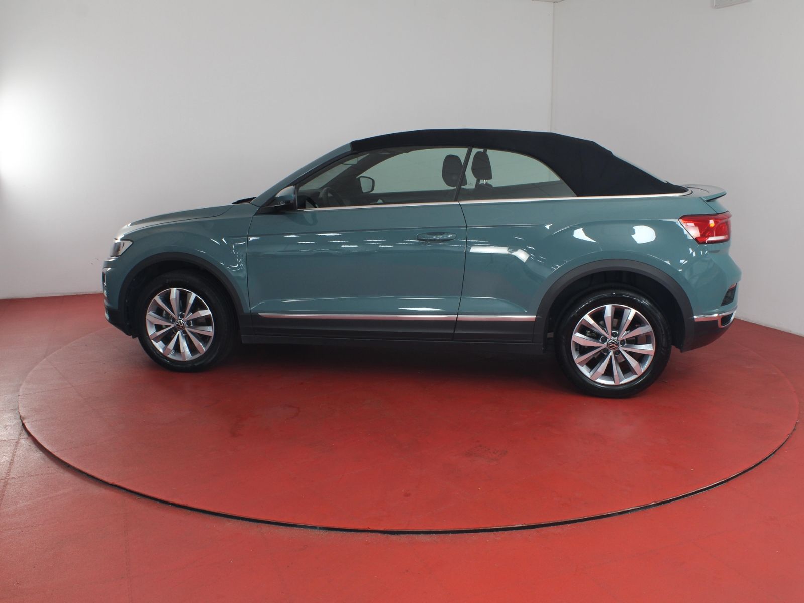 Volkswagen T-Roc Style 1.0TSI - Samsaru's Car Outlet