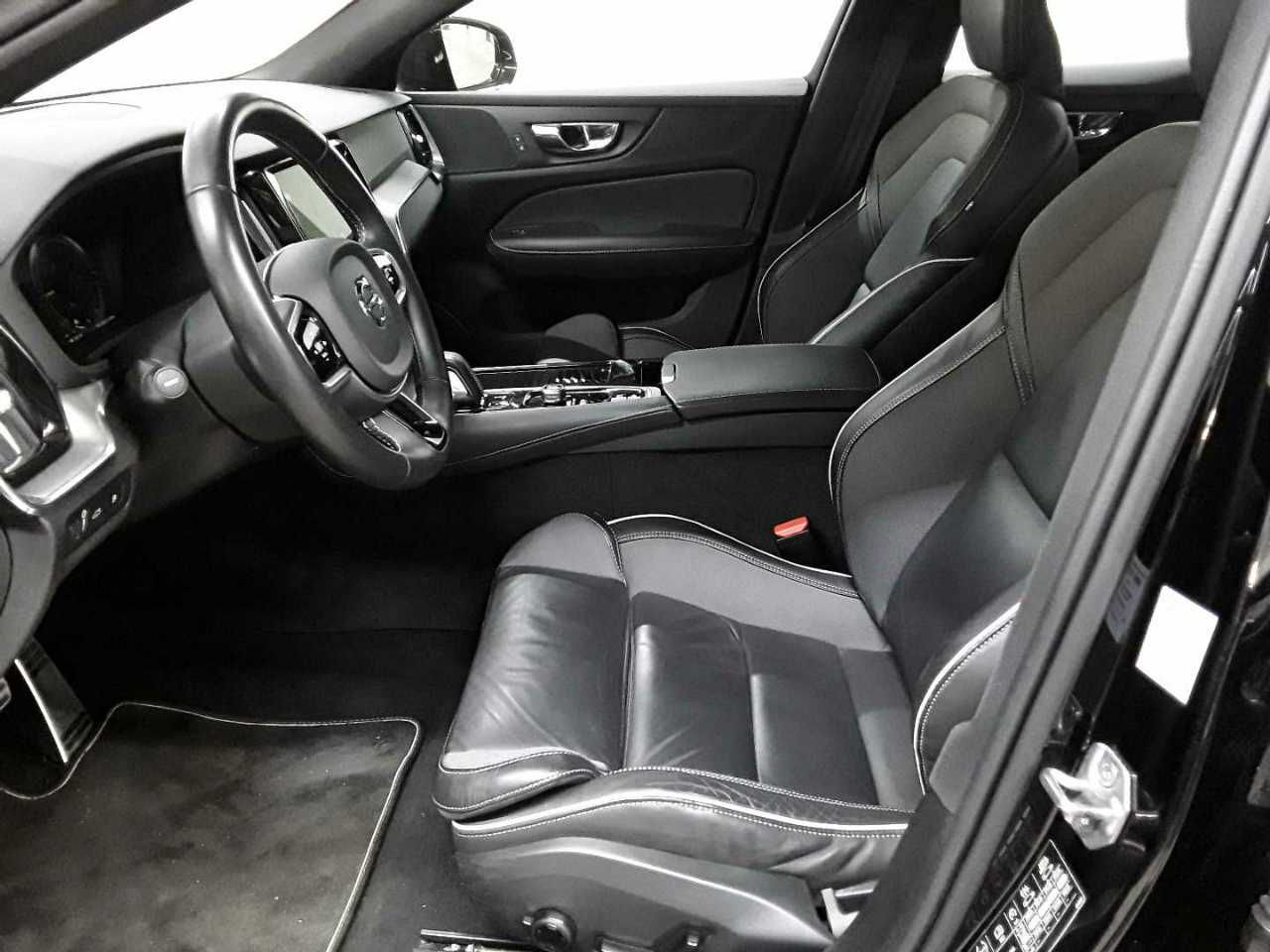 Volvo S60 T8 Recharge AWD RDesign PANO
