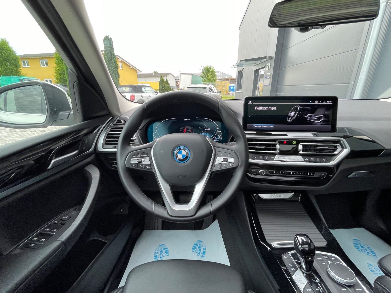BMW X3 xDrive30e - Samsaru's Car Outlet