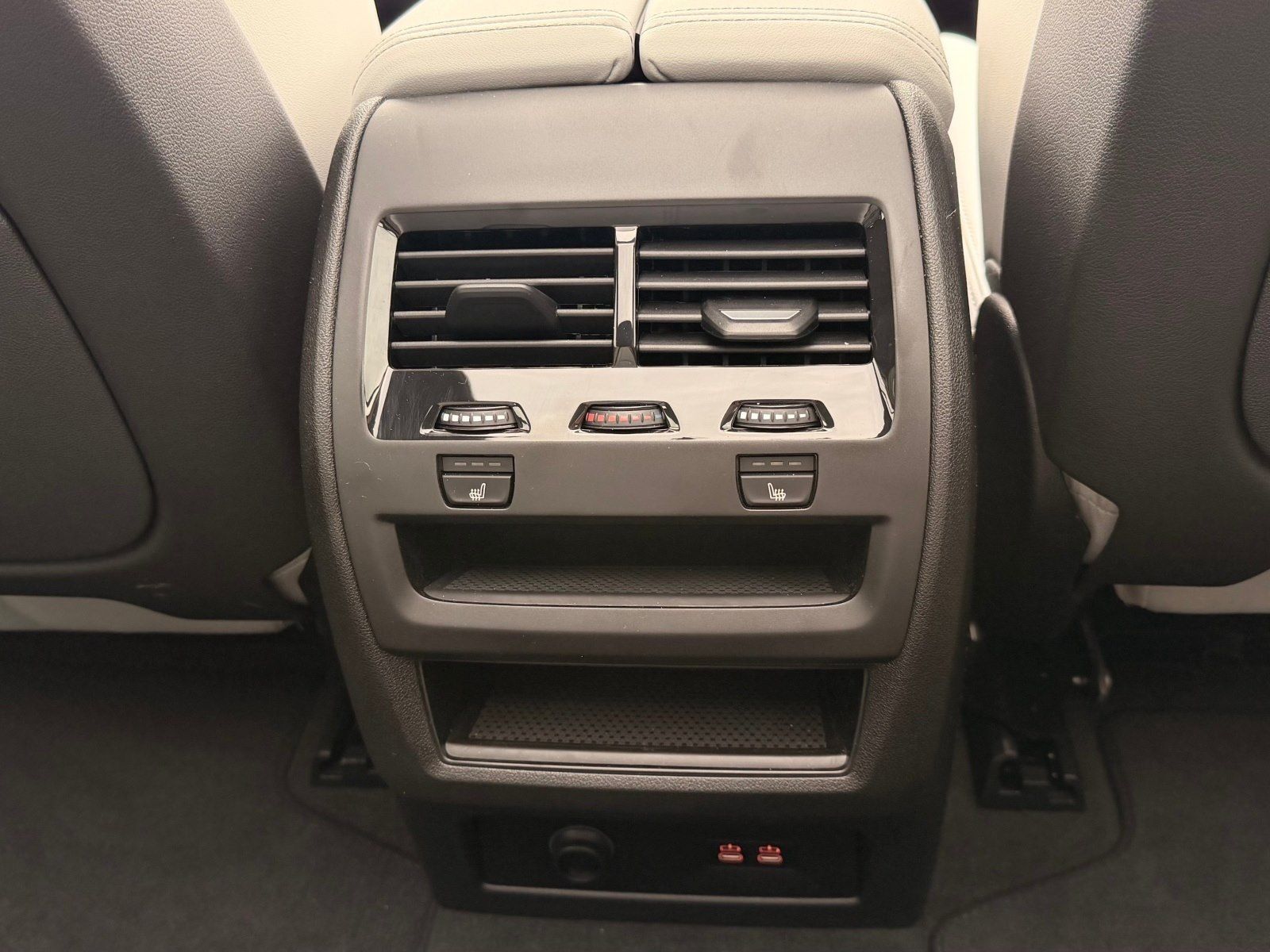 BMW X5 xDrive50e Inkl. € 1.190 Zubehörbonus* M Sport
