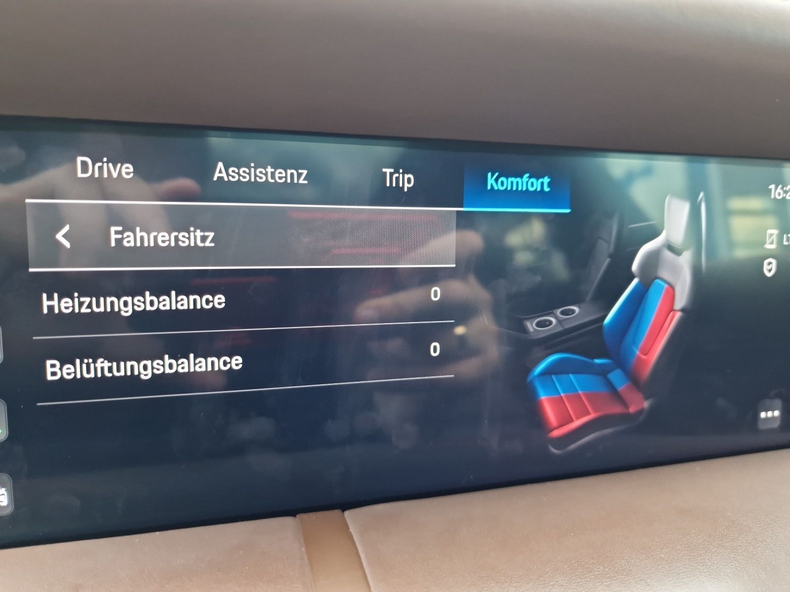 Porsche Taycan 4S 4Radlenk. P.Display HuD PerfBatt+ 360°