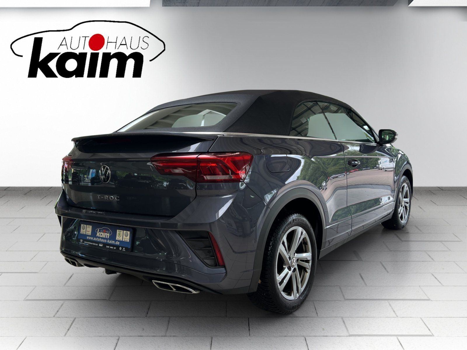 Volkswagen T-Roc 1.5 TSI R-Line - Samsaru's Car Outlet