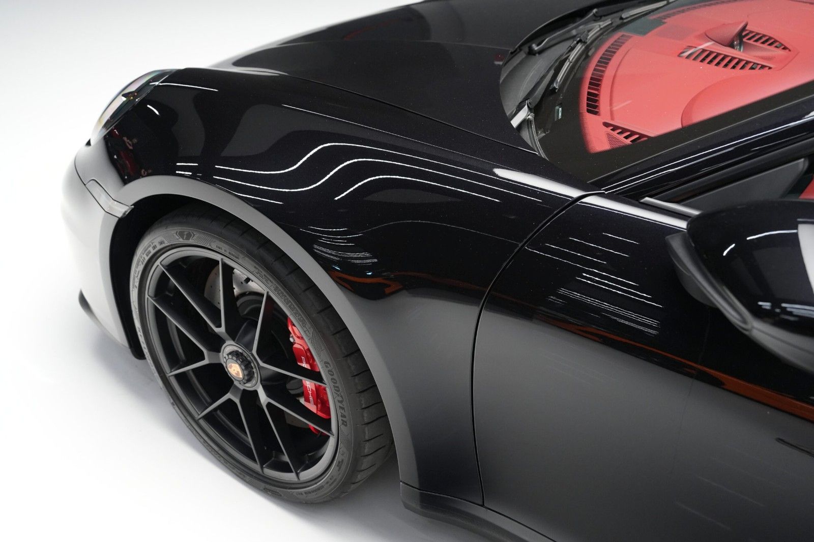 Porsche 911 Carrera 4 GTS T-Hybrid