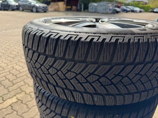 Mazda 6 Kombi SKYACTIV-G 194 AT Sports-Line Plus-P./GS