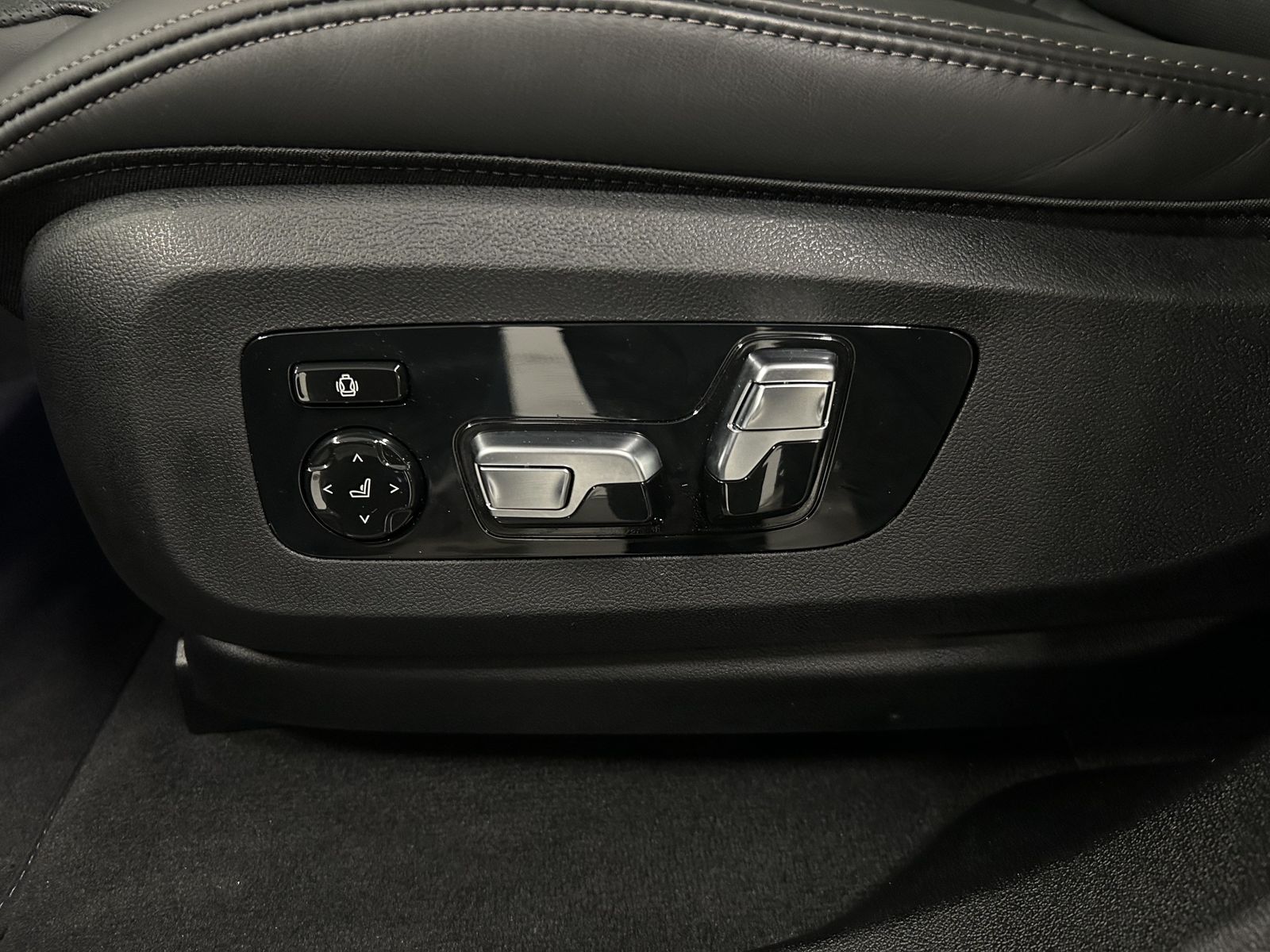 BMW X6 xDrive40d M Sportpaket Pro DA. Prof. PA. Prof