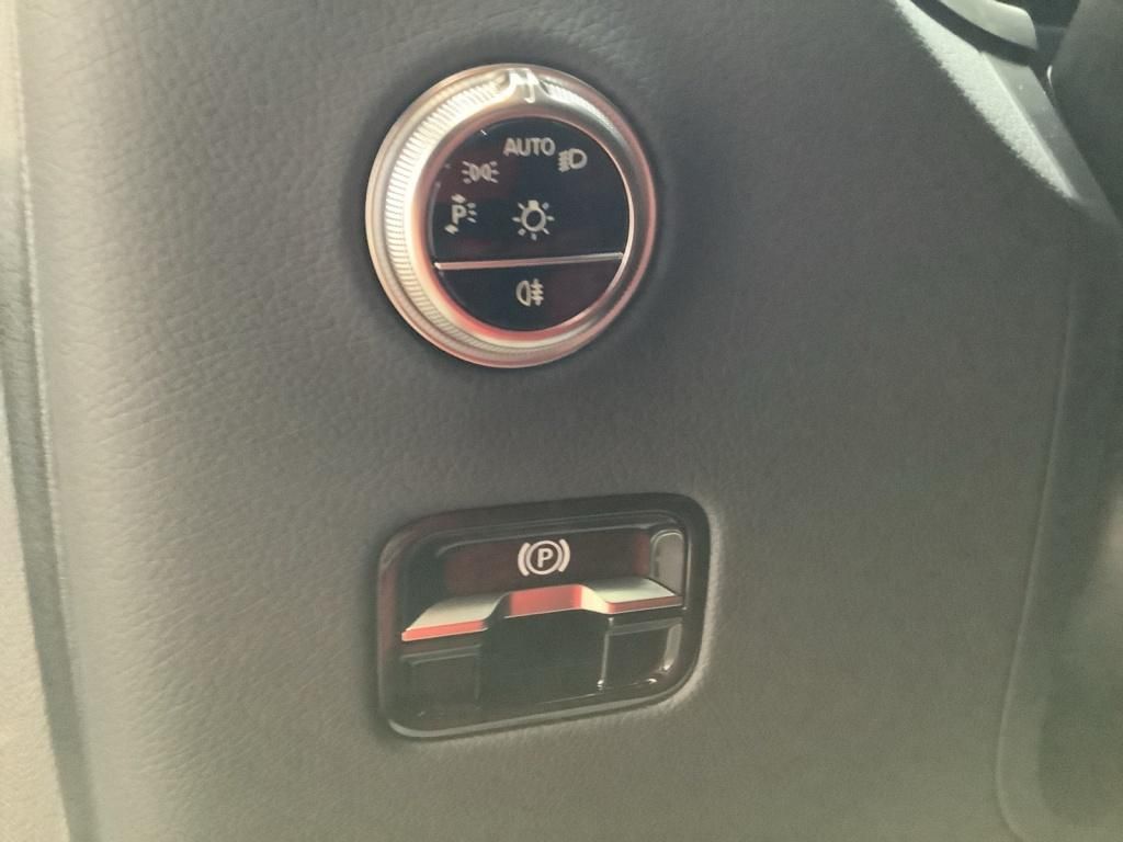 Mercedes-Benz GLC 220 d 4M AMG - Samsaru's Car Outlet
