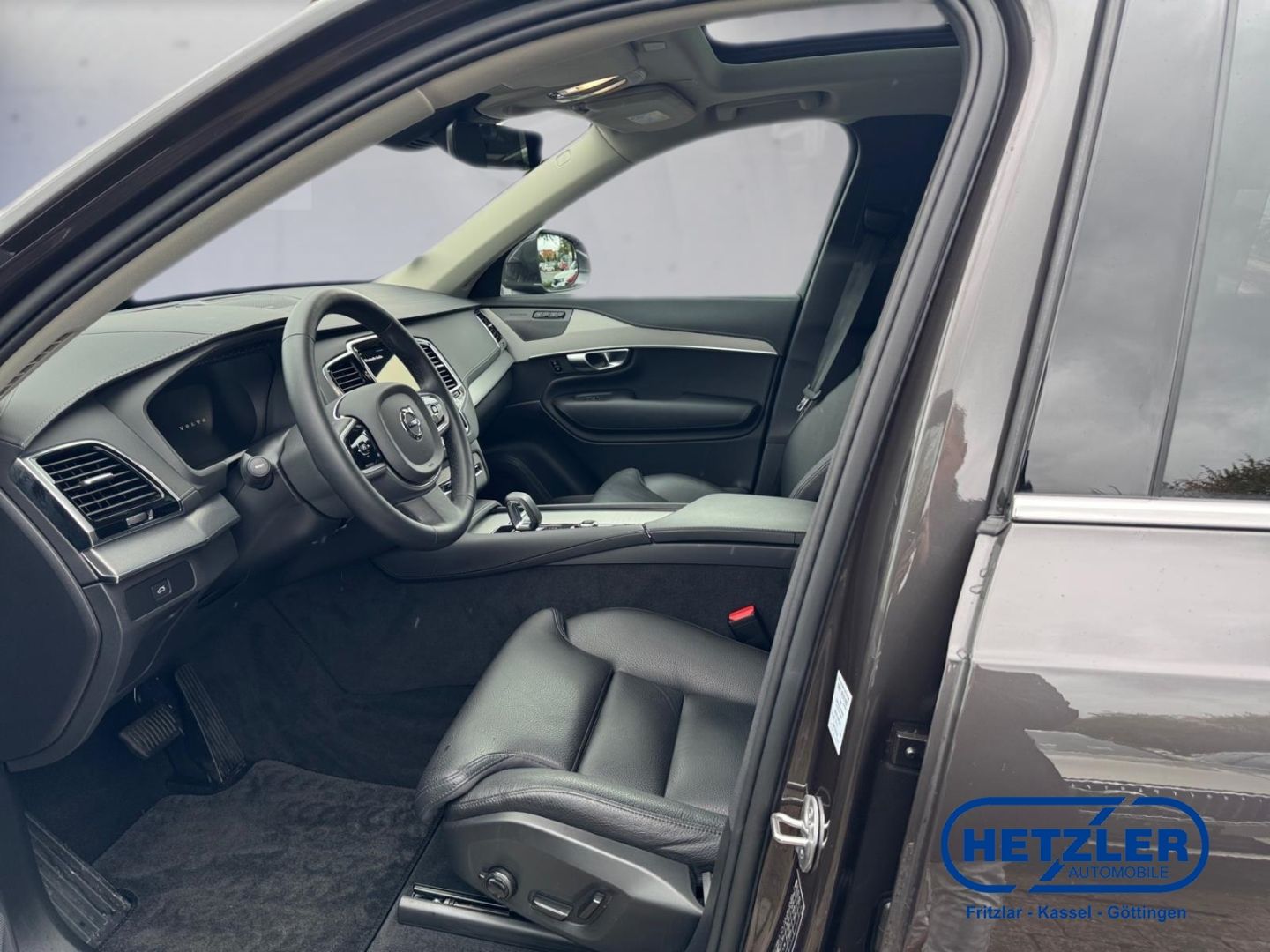 Volvo XC90 B5 Benzin Plus Bright AWD 7-Sitzer, Navigat