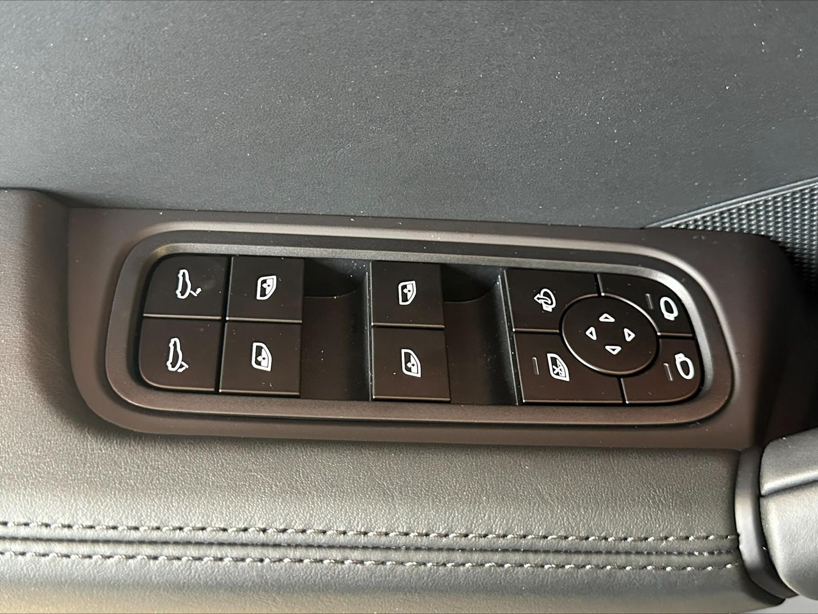 Porsche Cayenne S Coupe 2+1 Luft+AHK+Matrix+Bose+STHZ...