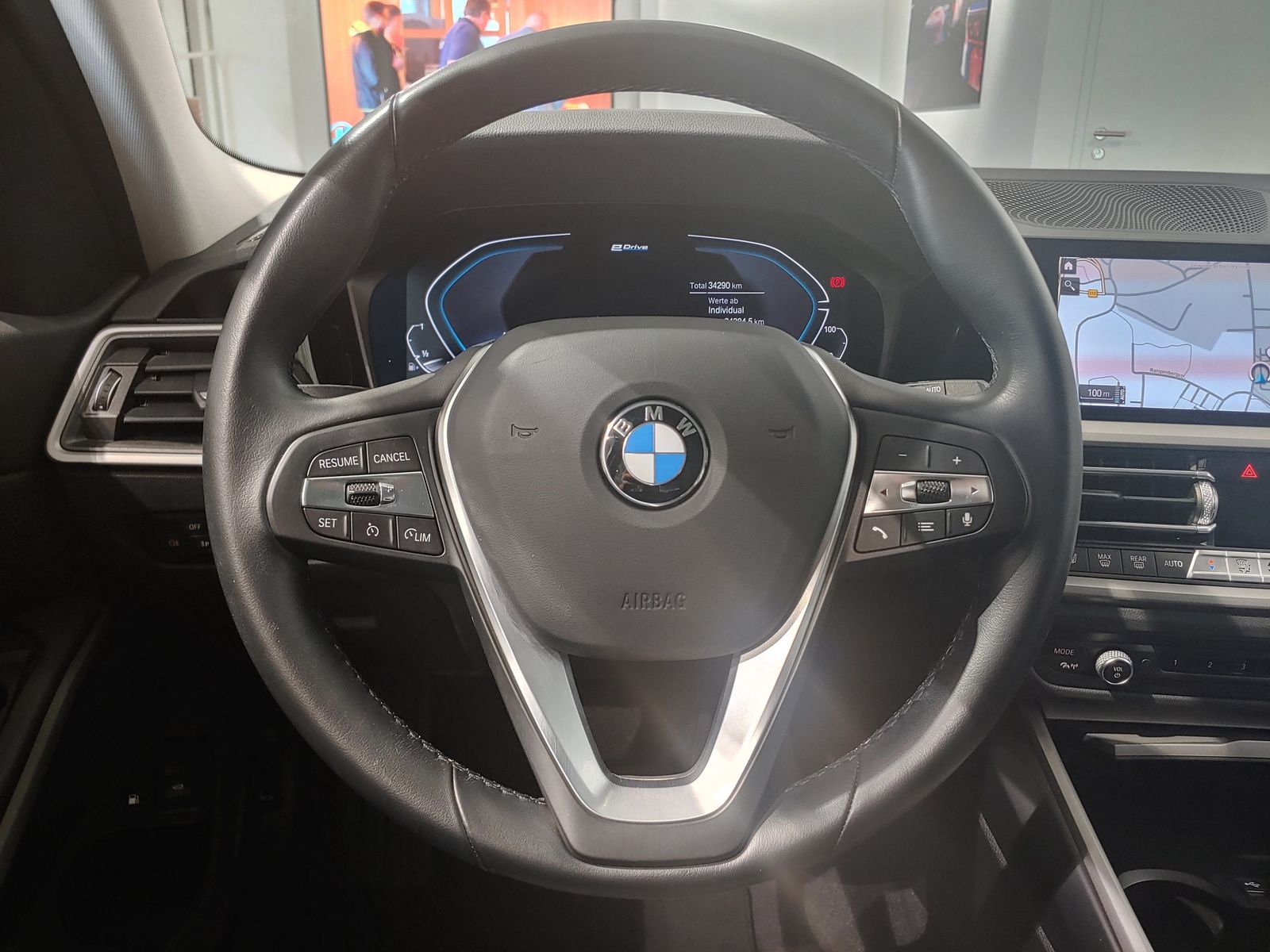 BMW 320e Advantage - Samsaru's Car Outlet