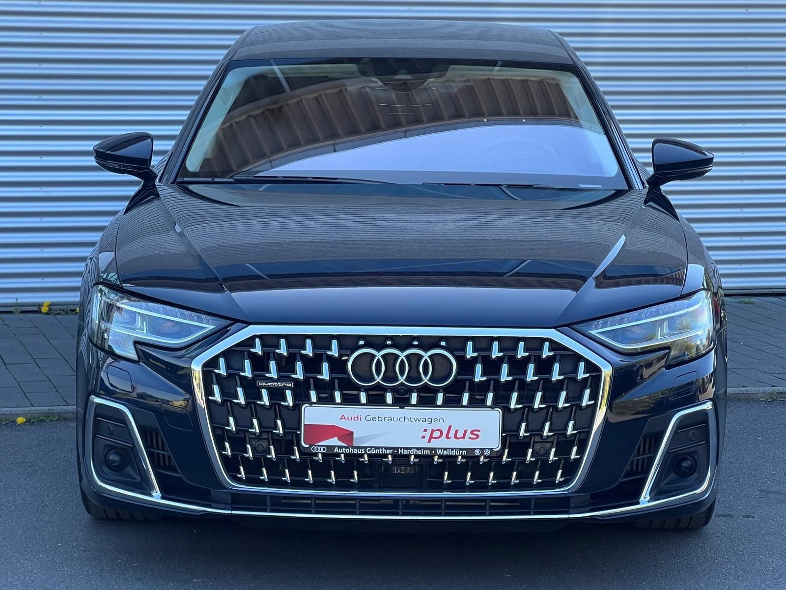 Audi A8 60 TFSI - Samsaru's Car Outlet